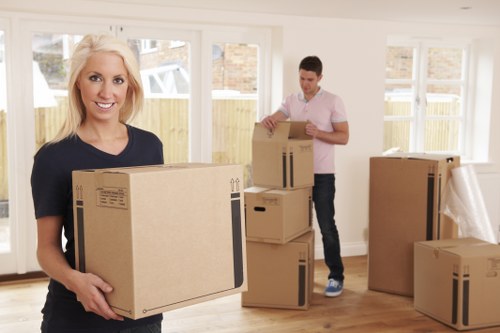 Van service for apartment and flat removals in Rotherhithe