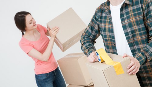 Removal truck hire service for a move in Rotherhithe near riverside homes